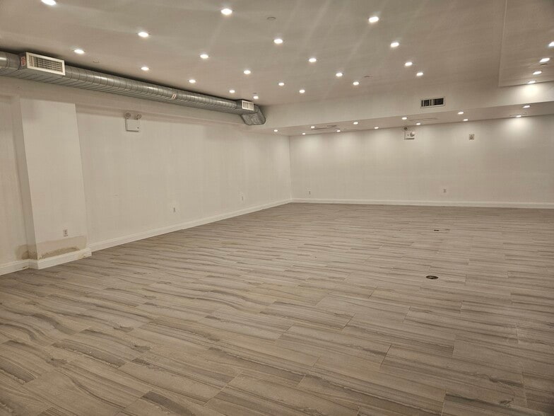 More Photos Of 1025 Pacific St, Brooklyn Loft Creative Space For Lease