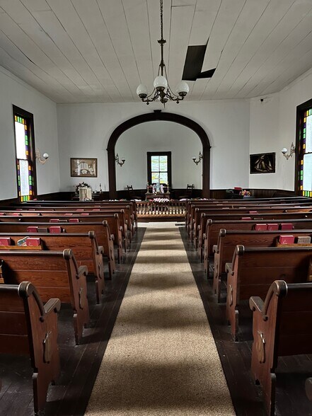More Photos Of 6540 Cascade Rd, Cascade Religious Facility For Sale