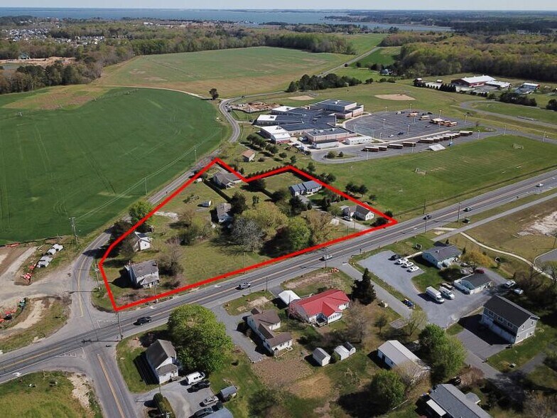 19405 John J Williams  