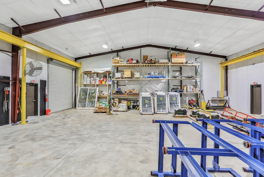 More Photos Of 3625 Rogero Rd, Jacksonville Warehouse For Lease