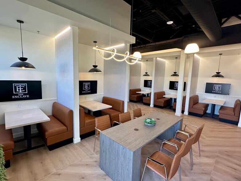 More Photos Of 8101 E McDowell Rd, Scottsdale Coworking Space