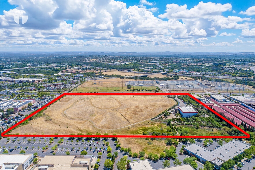 More Photos Of 901-903 Galleria Blvd, Roseville General Retail For Lease