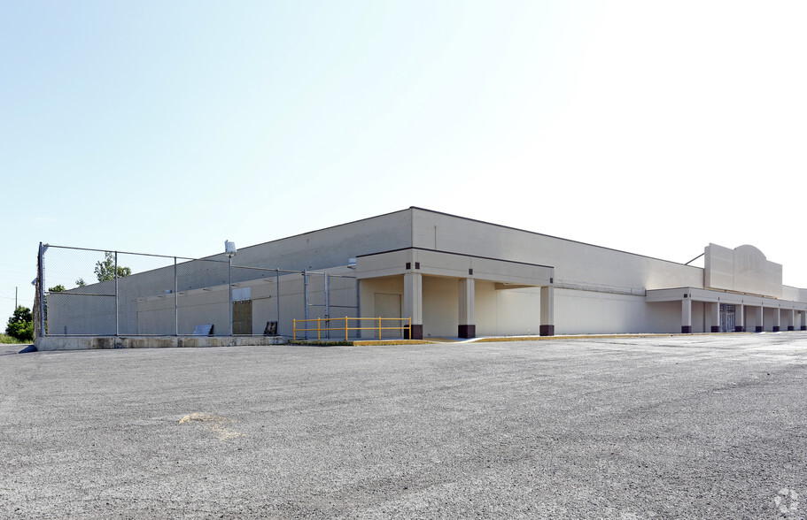 More Photos Of 2134-2200 Allentown Rd, Lima Unknown For Lease