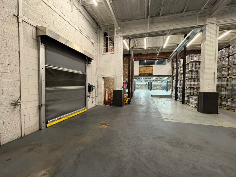 More Photos Of 2201 Arapahoe St, Denver Warehouse For Lease
