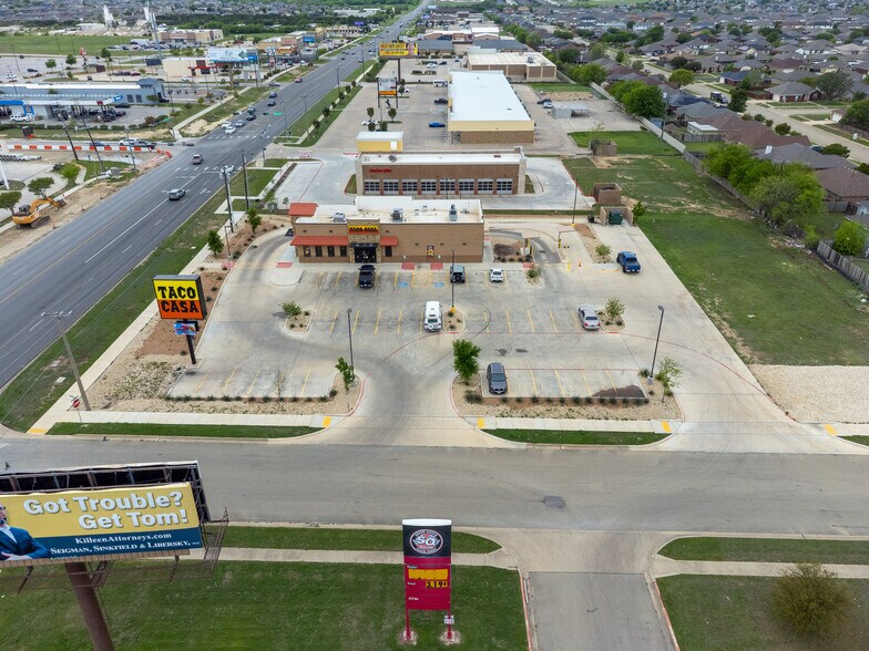 More Photos Of 3201 W Stan Schlueter Loop, Killeen General Retail For Sale