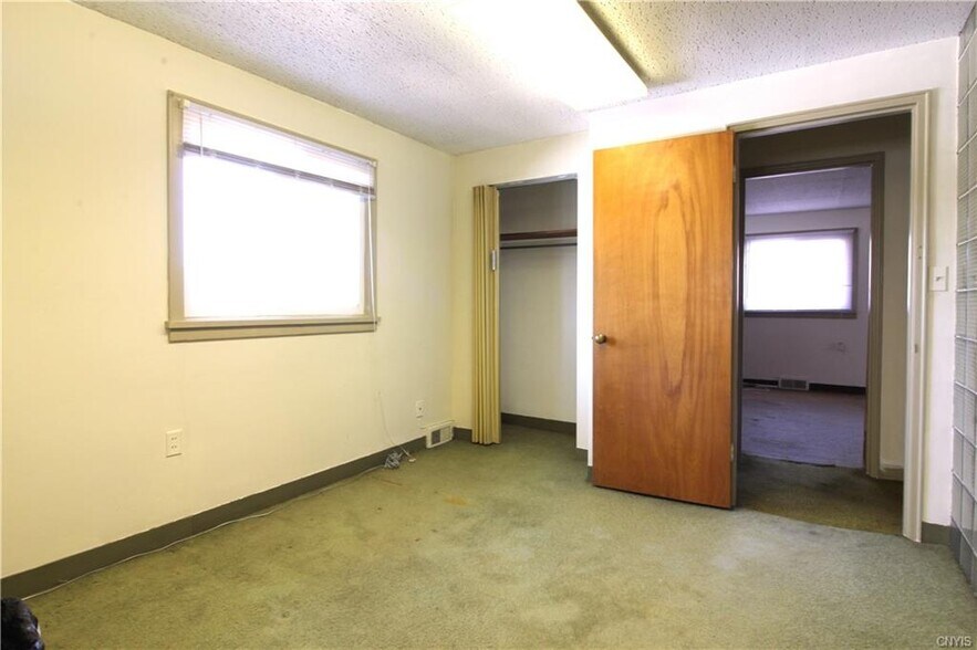 More Photos Of 41 Howard Ave, Binghamton Office Residential For Lease