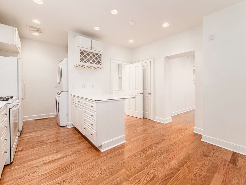 More Photos Of 857 S High St, Columbus Office Residential For Sale