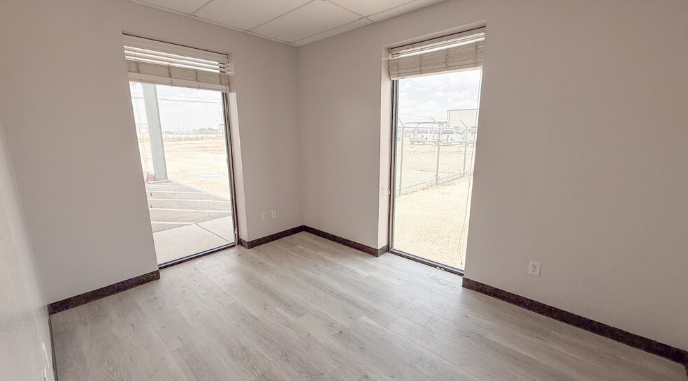More Photos Of 9215 W County Road 127, Midland Warehouse For Lease