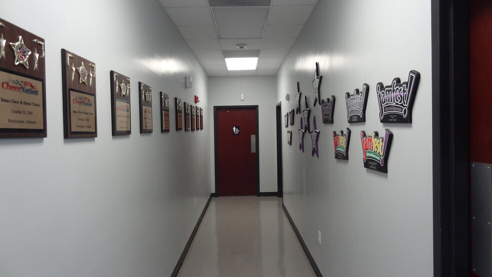 More Photos Of 240 Mercer Jct, Macon-Bibb Warehouse For Lease