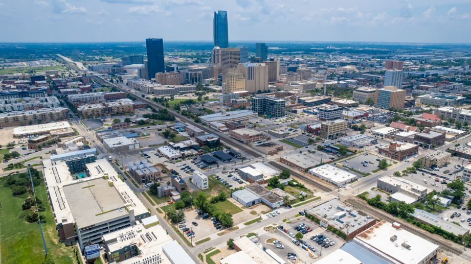 More Photos Of 33 Ne 7th St, Oklahoma City Office For Sale