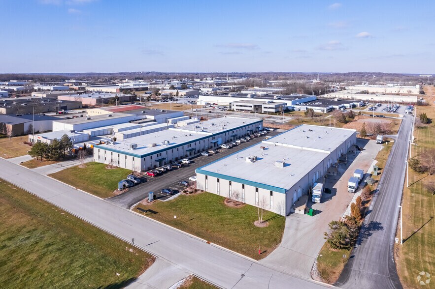 More Photos Of 16300-16350 W Glendale Dr, New Berlin Industrial For Sale