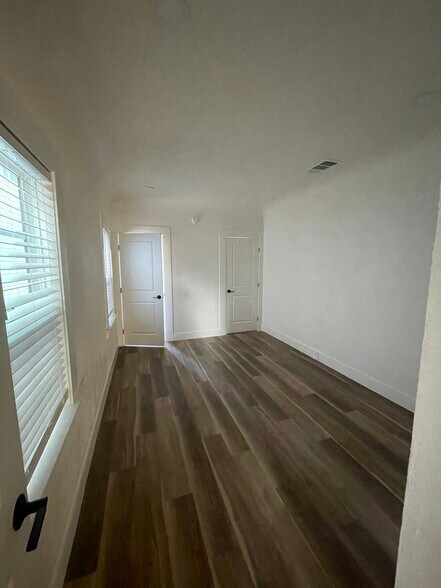 More Photos Of 620 14th St, Sacramento Apartments For Sale