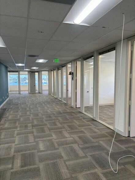 More Photos Of 11 Embarcadero West, Oakland Office For Sale