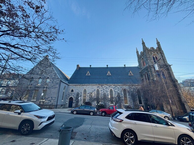 More Photos Of 401 S 42nd St, Philadelphia Religious Facility For Sale
