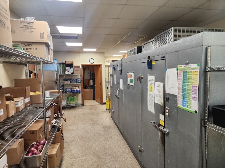 More Photos Of 16018 McMullen Hwy SW, Cresaptown Fast Food For Sale