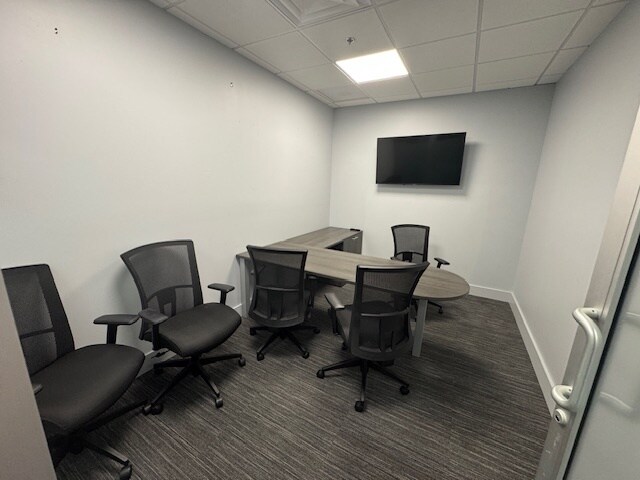 More Photos Of 3010 N Military Trl, Boca Raton Office For Lease