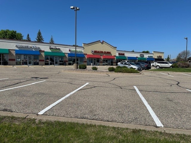 More Photos Of 16271-16291 Ipava Ave, Lakeville Unknown For Lease