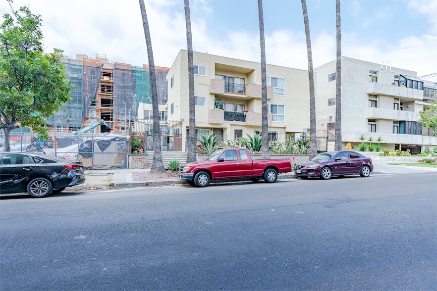 More Photos Of 741 S Hobart Blvd, Los Angeles Apartments For Sale