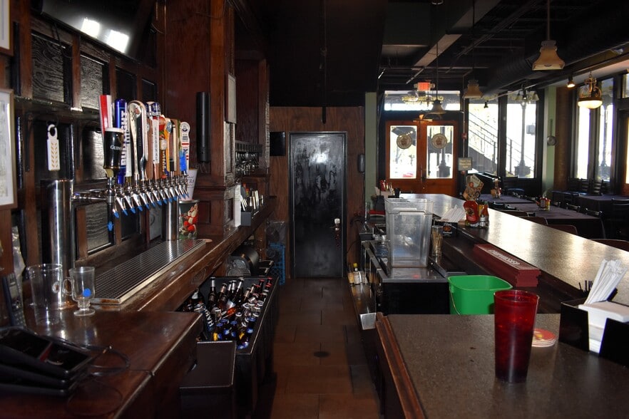 More Photos Of 78 Dexter Ave, Montgomery Restaurant For Sale