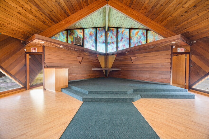 More Photos Of 1003 Liberty Ln, Pueblo Religious Facility For Sale