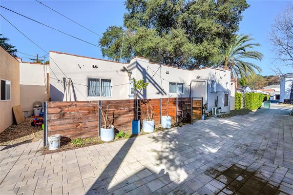 More Photos Of 609 Corwin Ave, Glendale Multifamily For Sale