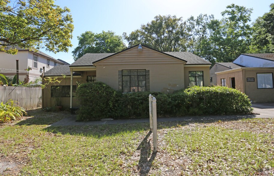 More Photos Of 515 N Ferncreek Ave, Orlando Office For Sale
