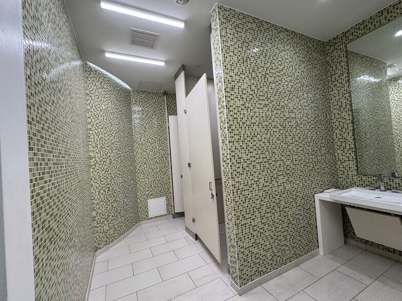 More Photos Of 2-20 Merrimack St, Haverhill Office For Sale