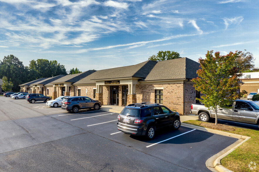 Primary Photo Of 102 Waxhaw Professional Park Dr, Waxhaw Office For Lease