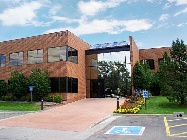 More Photos Of 7000 S Yosemite St, Centennial Office For Sale