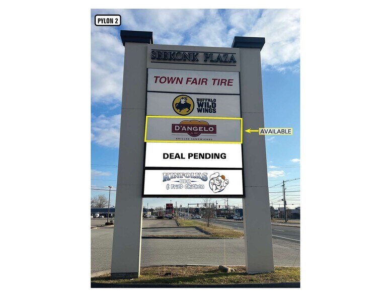 More Photos Of 150 Highland Ave, Seekonk Storefront For Lease
