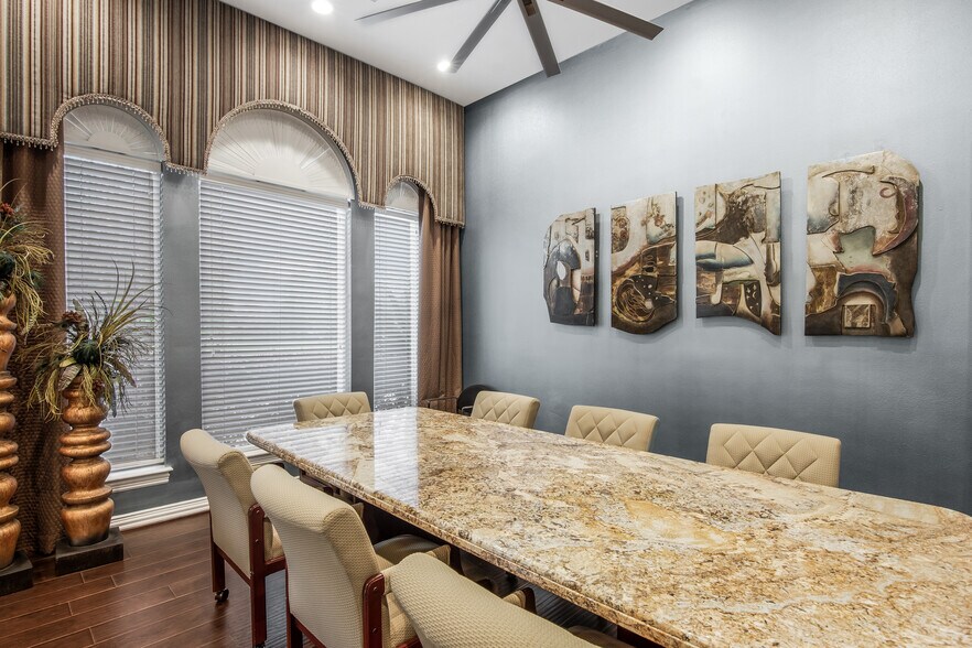 More Photos Of 17004 Grant Rd, Cypress Office For Sale