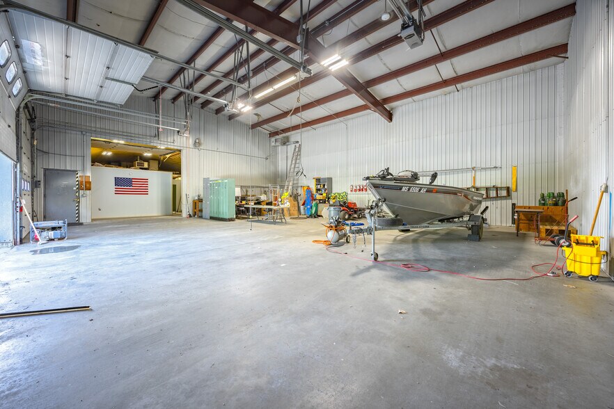 More Photos Of 4 Shearer St, Palmer General Retail For Sale