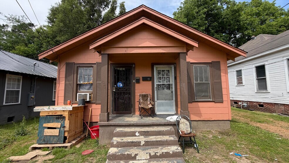 Primary Photo Of 1067 Adams St, Grenada Multifamily For Sale