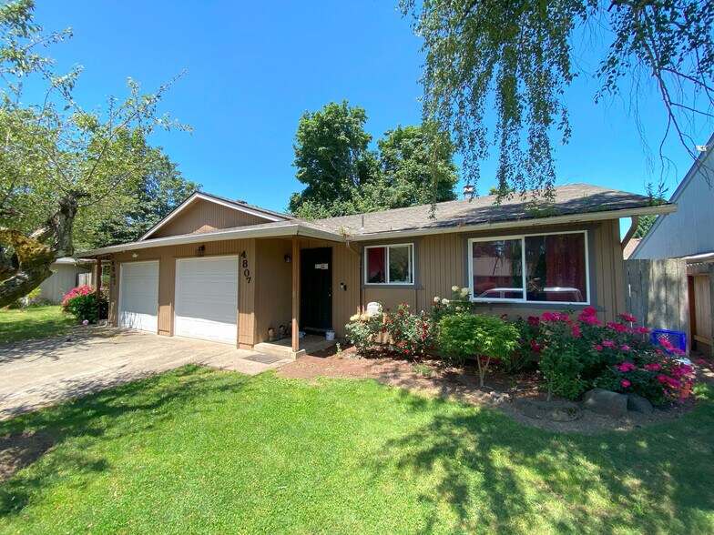 Primary Photo Of 4805 Buffalo Dr SE, Salem Multifamily For Sale