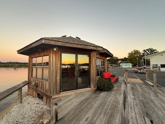 More Photos Of 136 Butler Ln, Hot Springs General Retail For Sale