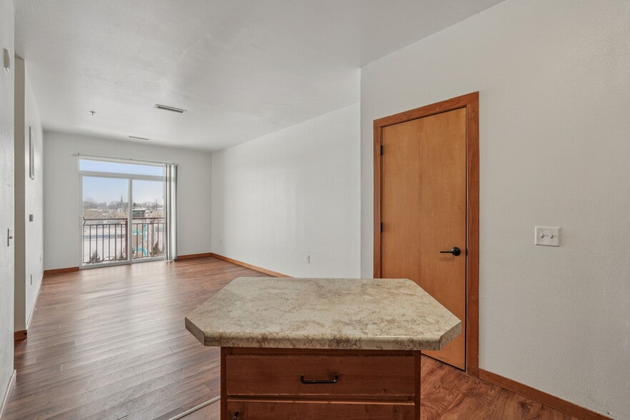 More Photos Of 134 Main St, Racine Apartments For Sale