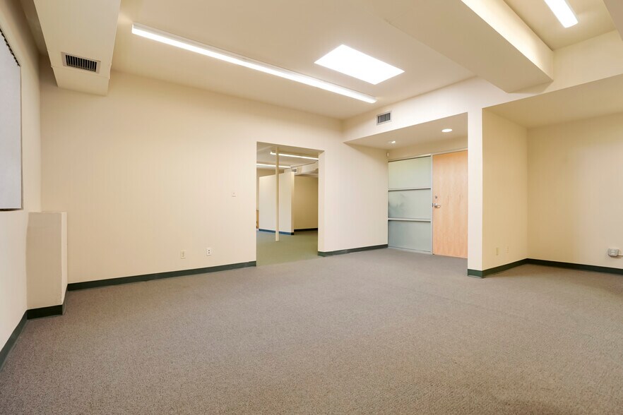 More Photos Of 1115 Broadway, Denver Office For Sale
