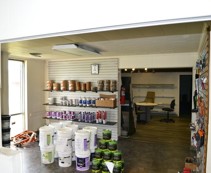 More Photos Of 3634 Village Ave, Norfolk Warehouse For Lease