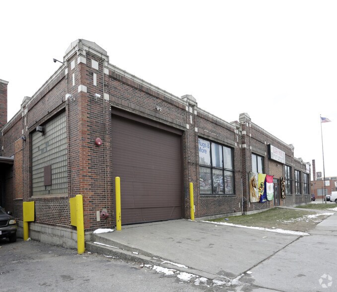 More Photos Of 3025 W 47th St, Chicago Warehouse For Lease