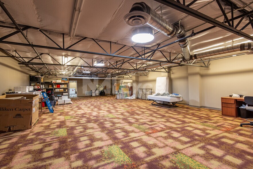 More Photos Of 2645 W Cheyenne Ave, North Las Vegas Research And Development For Sale