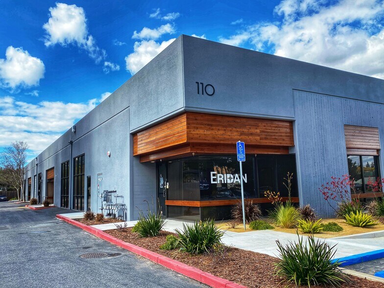 More Photos Of 110 Pioneer Way, Mountain View Research And Development For Lease