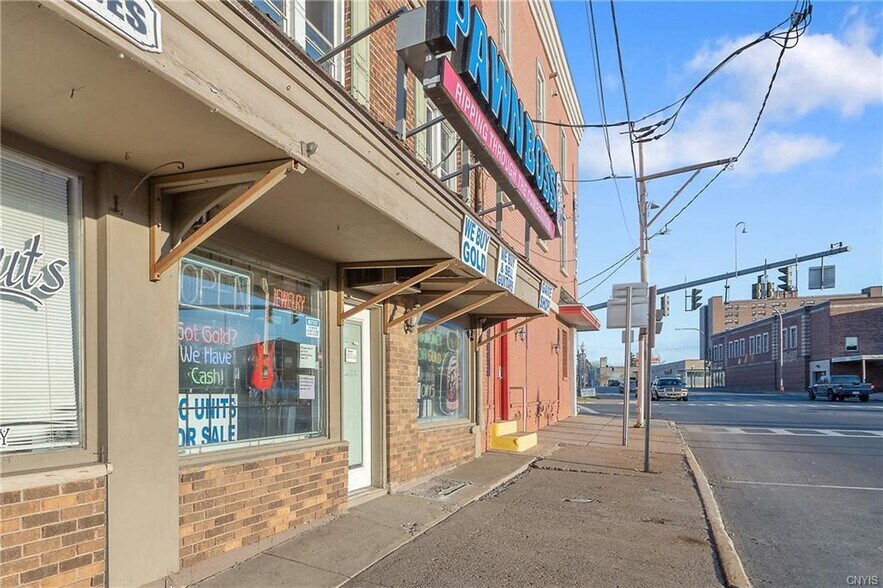 More Photos Of 5-7 N 2nd St, Fulton Storefront Retail Office For Sale