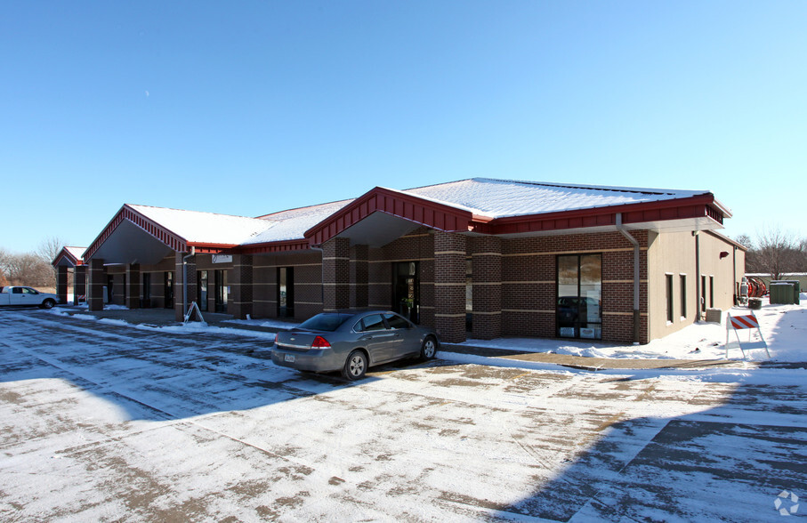 Primary Photo Of 5500 NW Johnston Dr, Johnston Flex For Lease