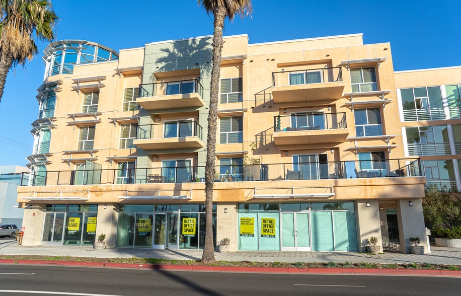 More Photos Of 1598 Long Beach Blvd, Long Beach Storefront Retail Office For Sale