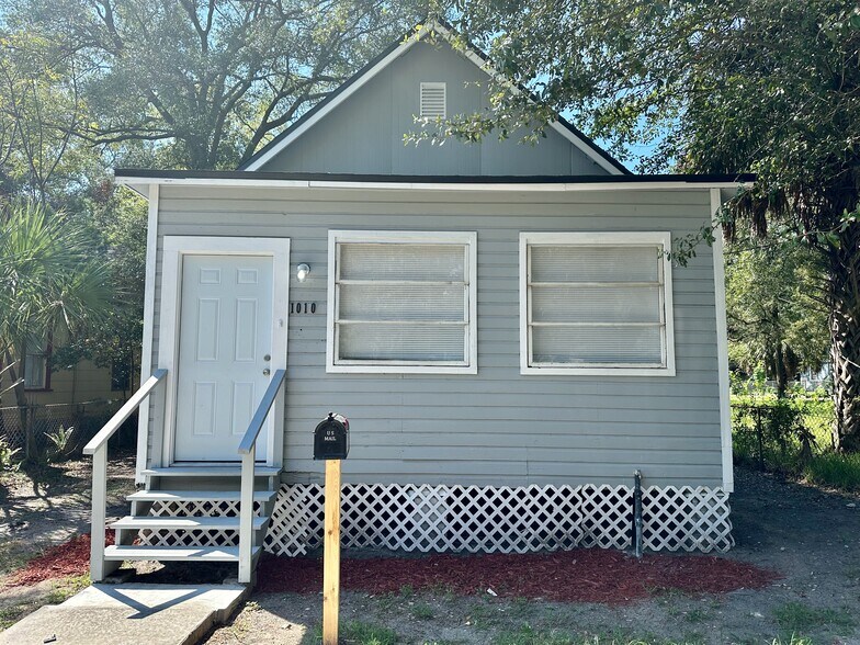 More Photos Of 619 Linwood Ave, Jacksonville Specialty For Sale