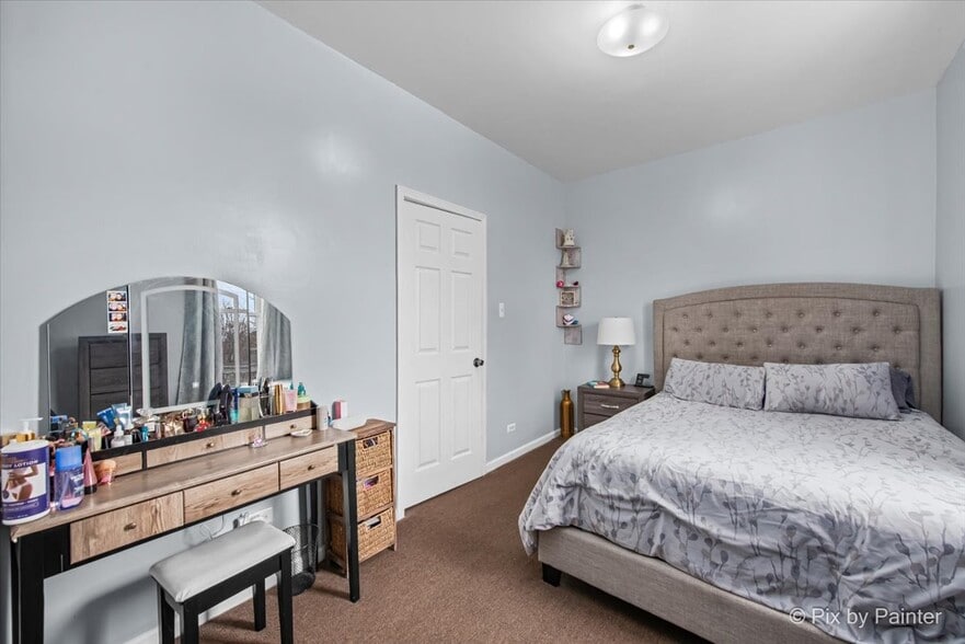 More Photos Of 5801 W 16th St, Cicero Multifamily For Sale