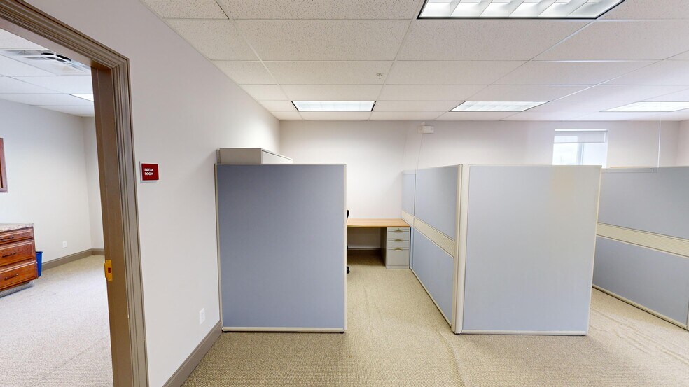 More Photos Of 11 South St, Glens Falls Office For Lease