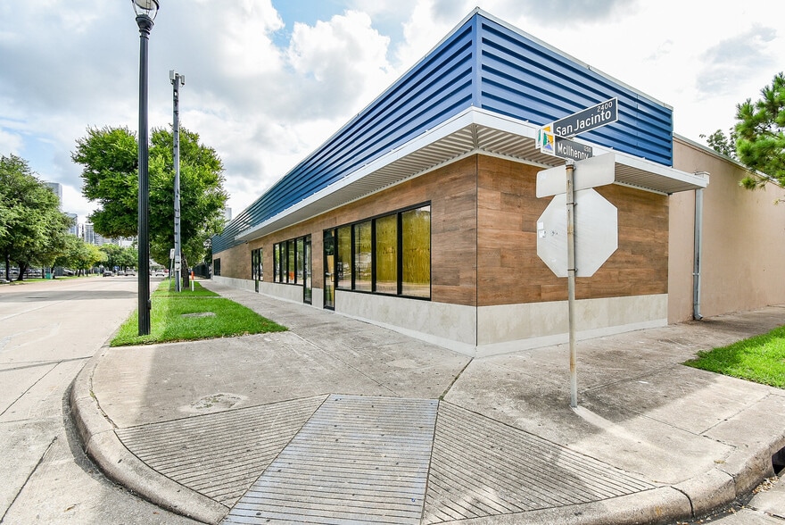 More Photos Of 2323 San Jacinto St, Houston Freestanding For Lease
