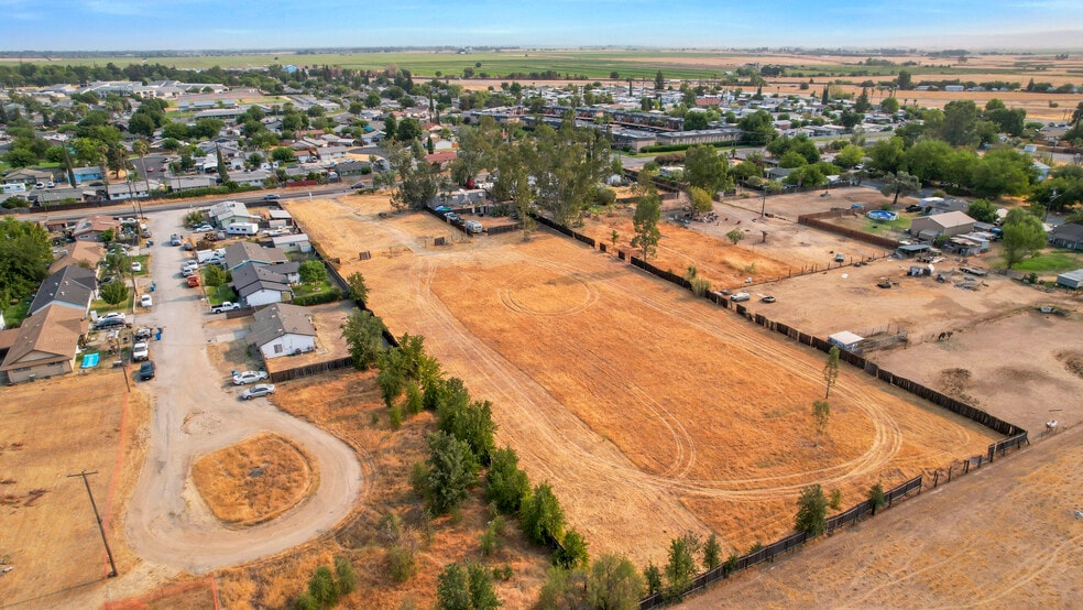 More Photos Of 2202 McGowan Pky, Olivehurst Land For Sale