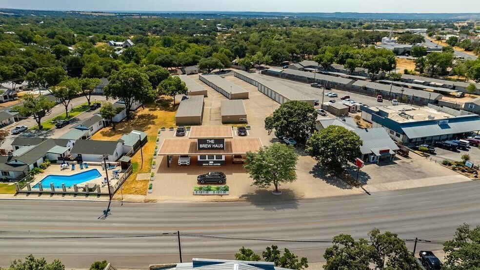 More Photos Of 405 S Washington St, Fredericksburg Carwash For Sale